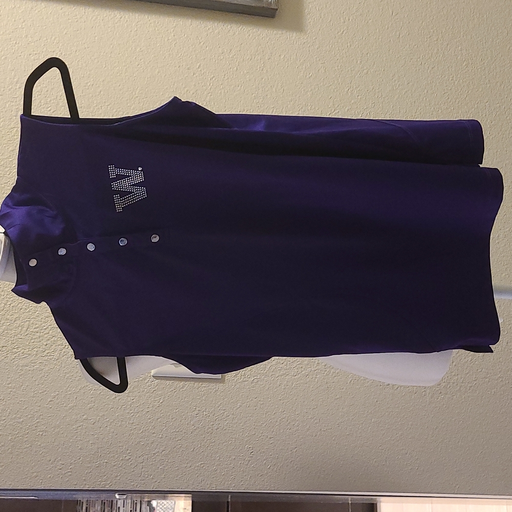 Womans Tail Small UW Huskies Purple Shirt